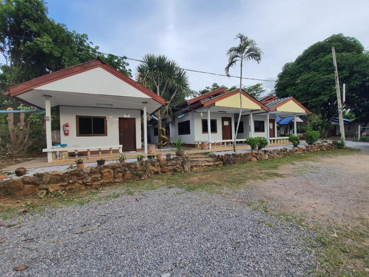 Pineapple Resort Ban Huai Thalaeng Phan Buitenkant foto